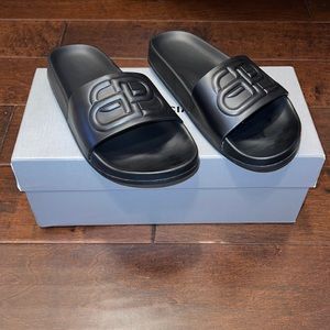 Balenciaga Slides